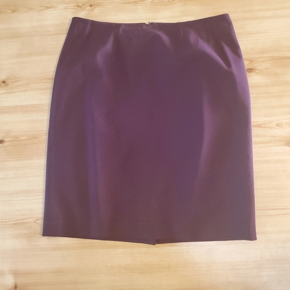 Caslon Women's Two-piece Classic Suit - Picture 11 of 13